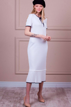 Платье-миди трикотажной вязки Kvinto