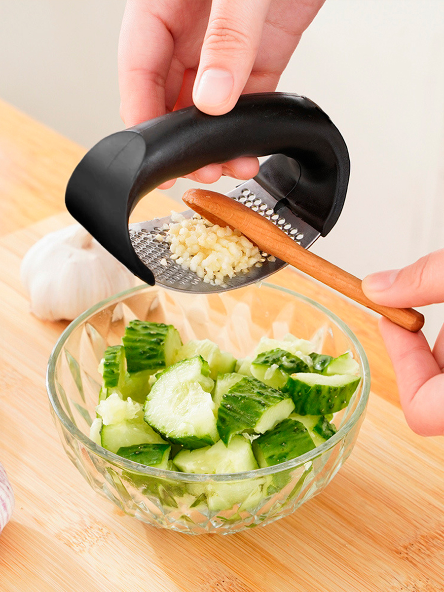 Фото товара 23868, пресс для чеснока и орехов, чеснокодавилка