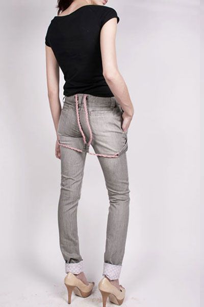 Фото товара 1592, джинсовый комбинезон на лямках