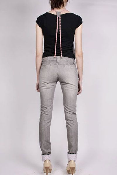 Фото товара 1593, джинсовый комбинезон на лямках