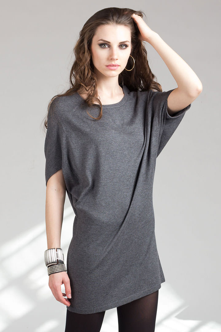 Фото товара 7376, серое платье туника