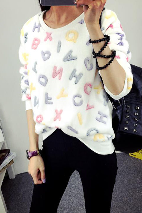 Фото товара 8810, плюшевая толстовка с принтом буквы