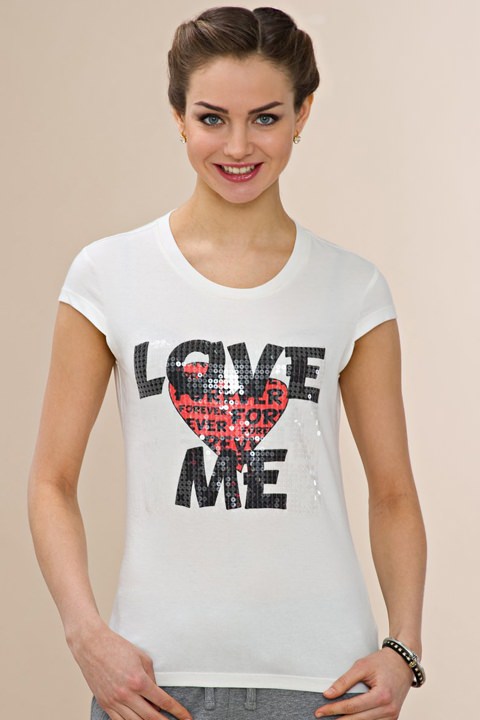 Фото товара 4292, футболка с пайетками love me