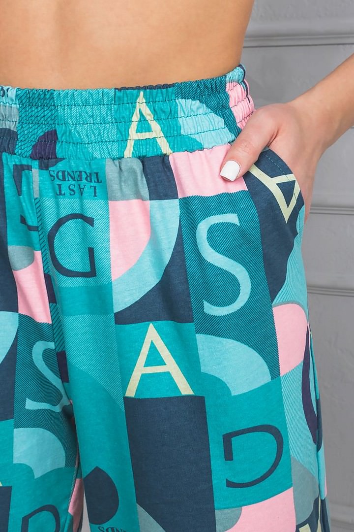 Фото товара 23190, хлопковые зеленые брюки с карманами