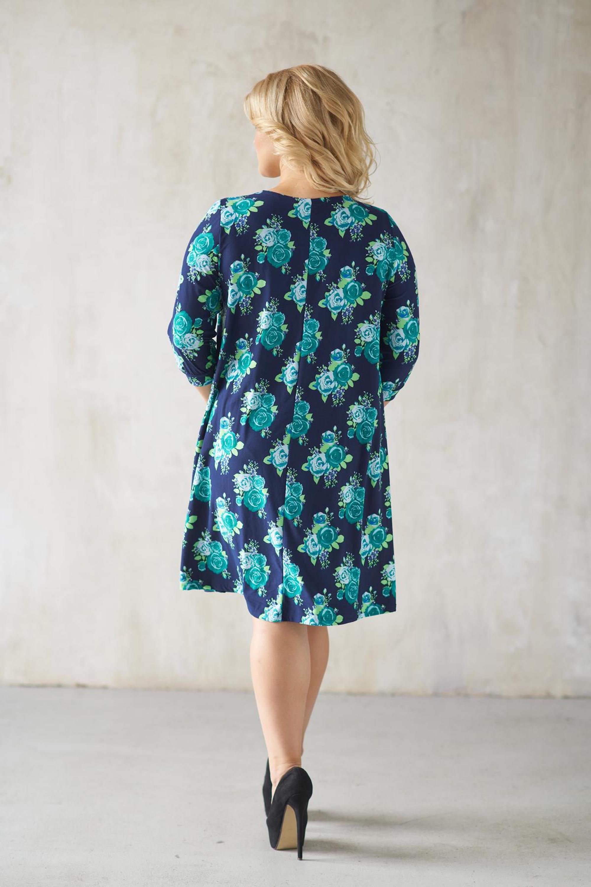 Фото товара 15394, синее платье трапеция