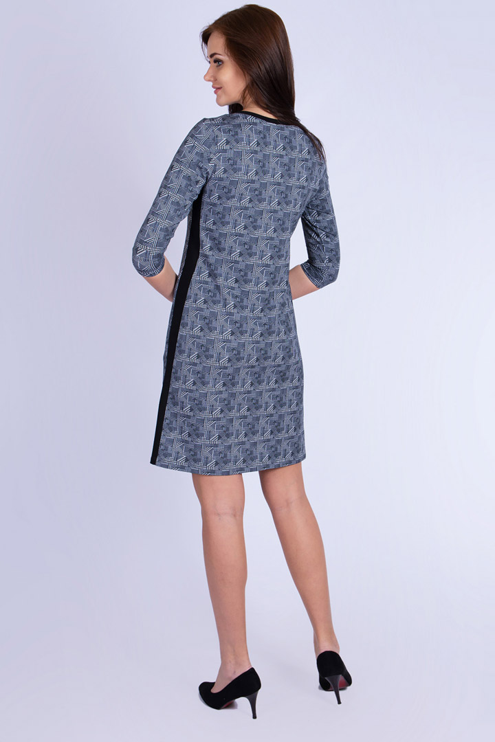 Фото товара 17333, повседневное платье с  графичным рисунком