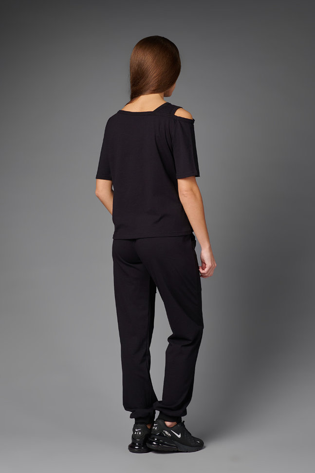 Фото товара 18161, черный костюм: футболка и брюки