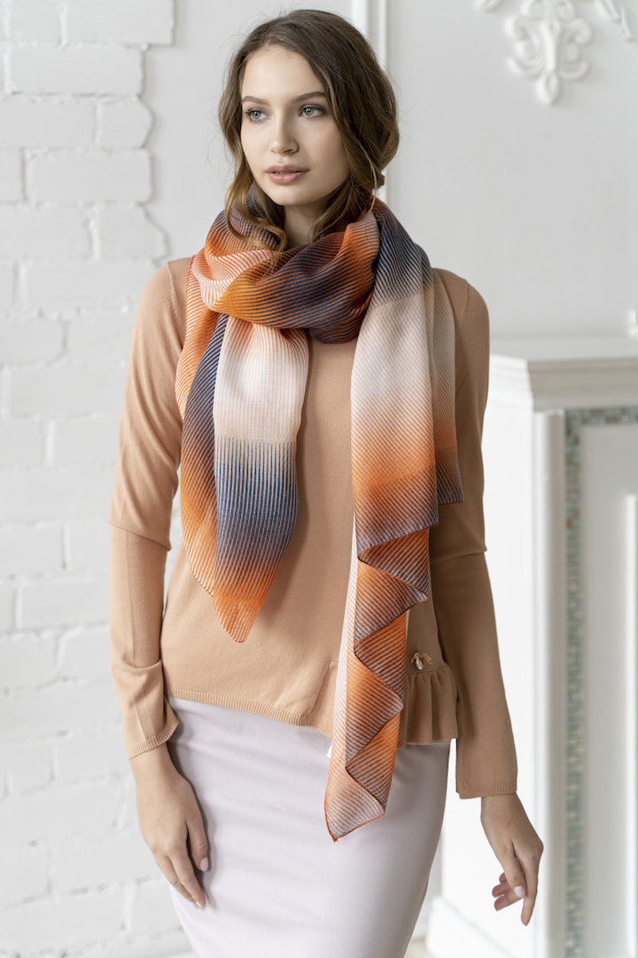 Фото товара 19008, палантин оранжевый