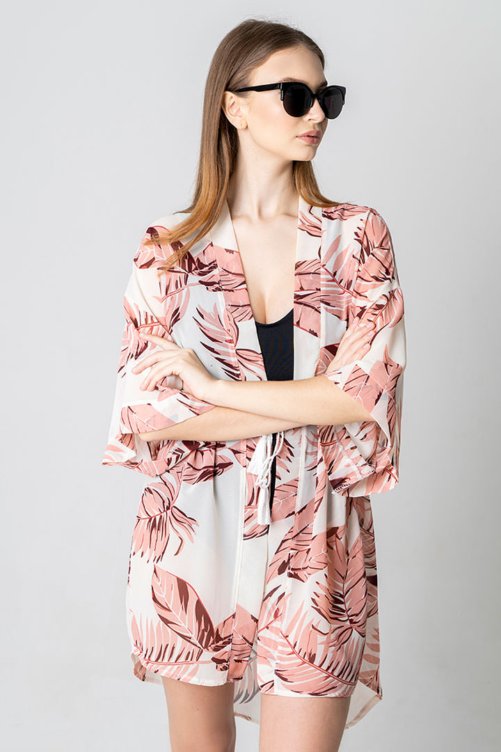 Фото товара 19075, туника с поясом бело-розовая