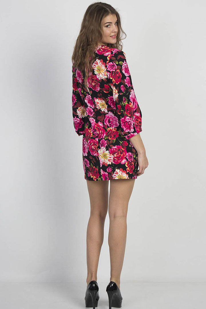 Фото товара 19474, платье с крупными цветами