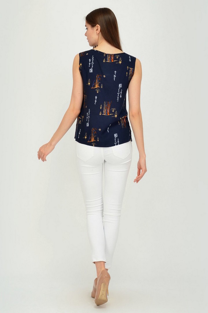 Фото товара 19810, темно синий топ с рисунком