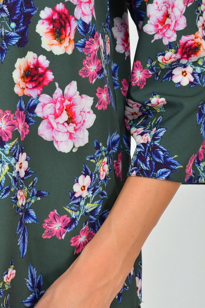 Фото товара 19895, темно-зеленая блузка с цветами