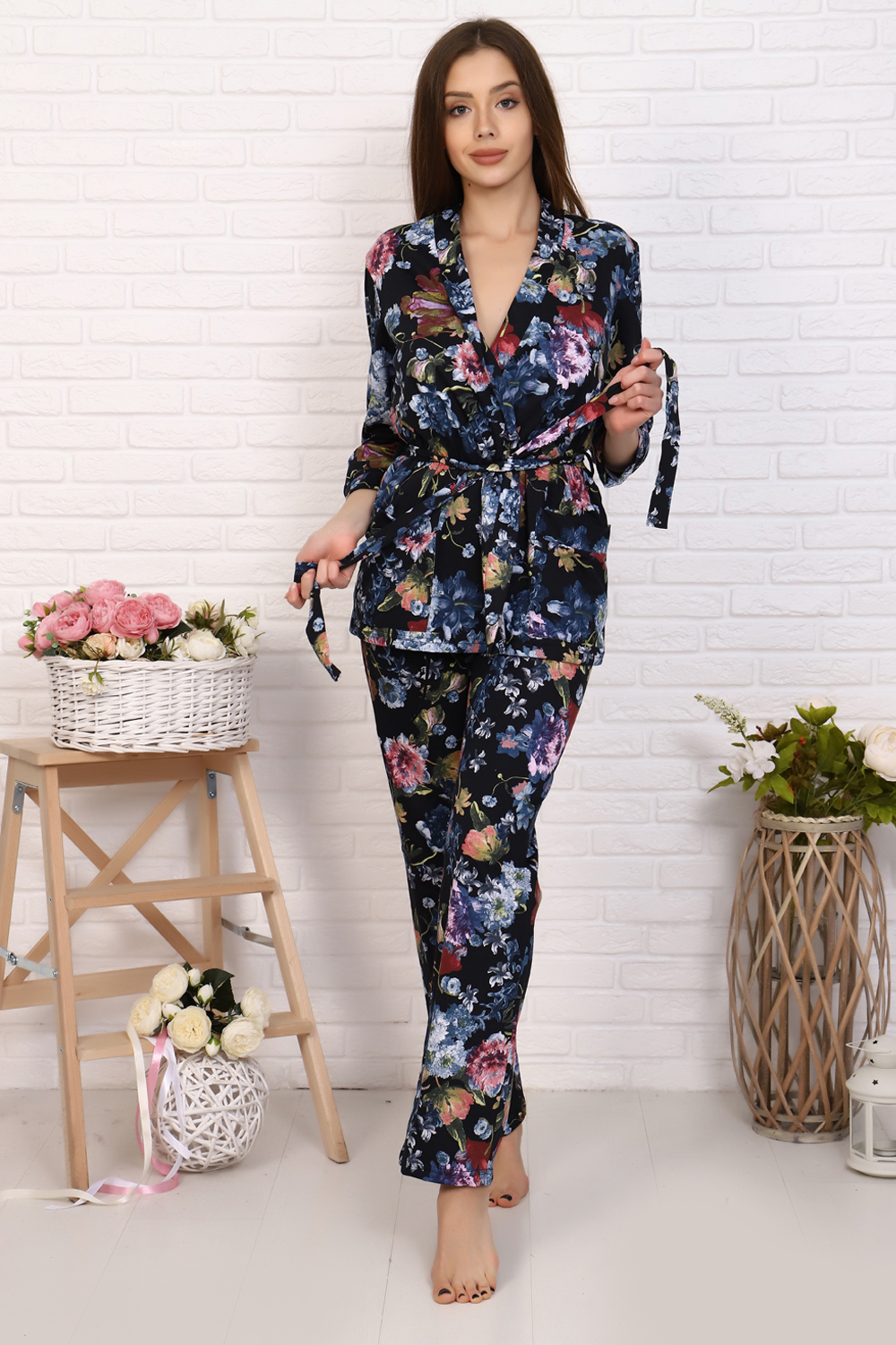 Фото товара 20675, комплект домашний: брюки, топ и жакет